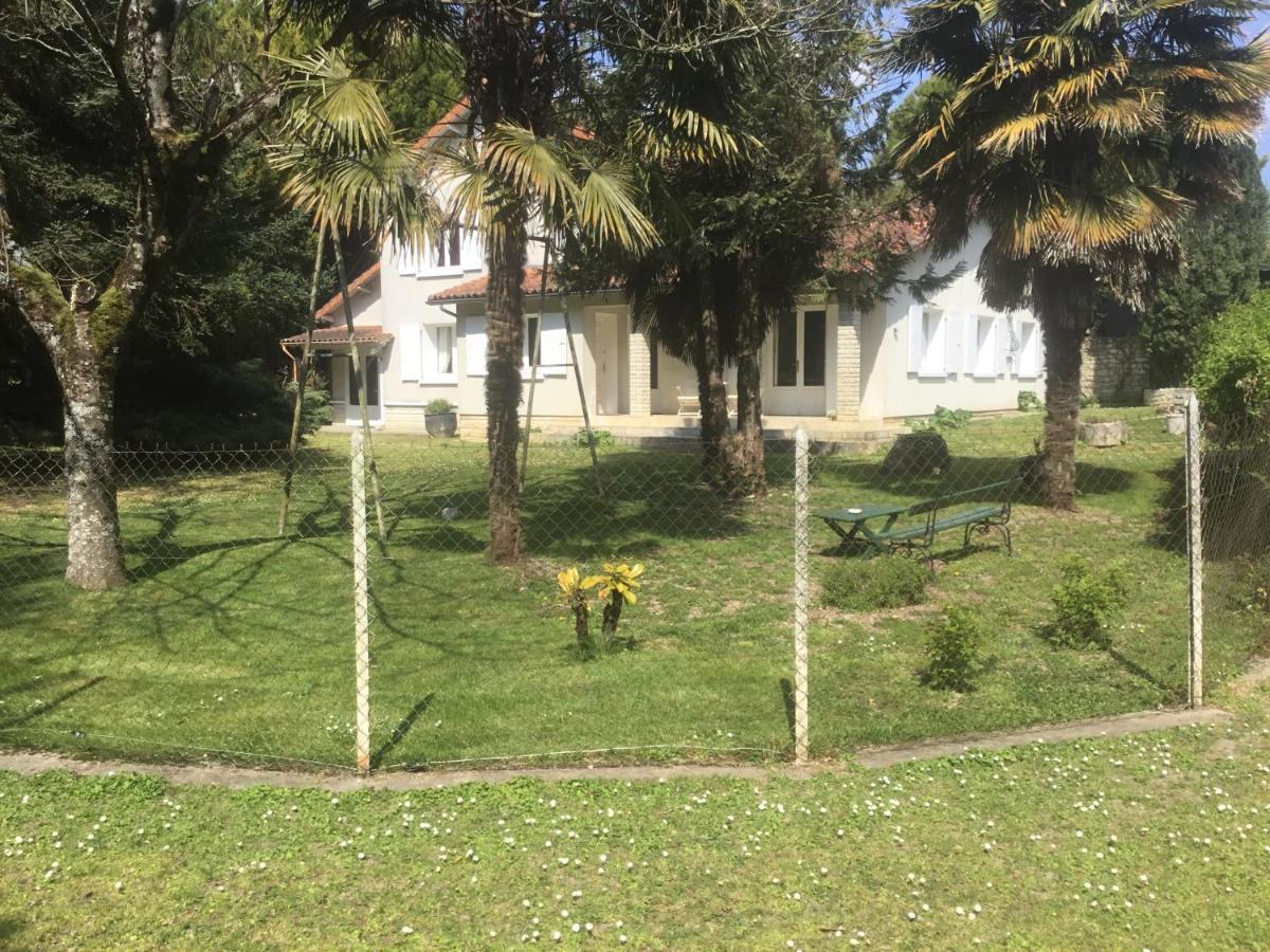 Les Pierrottes Holiday home